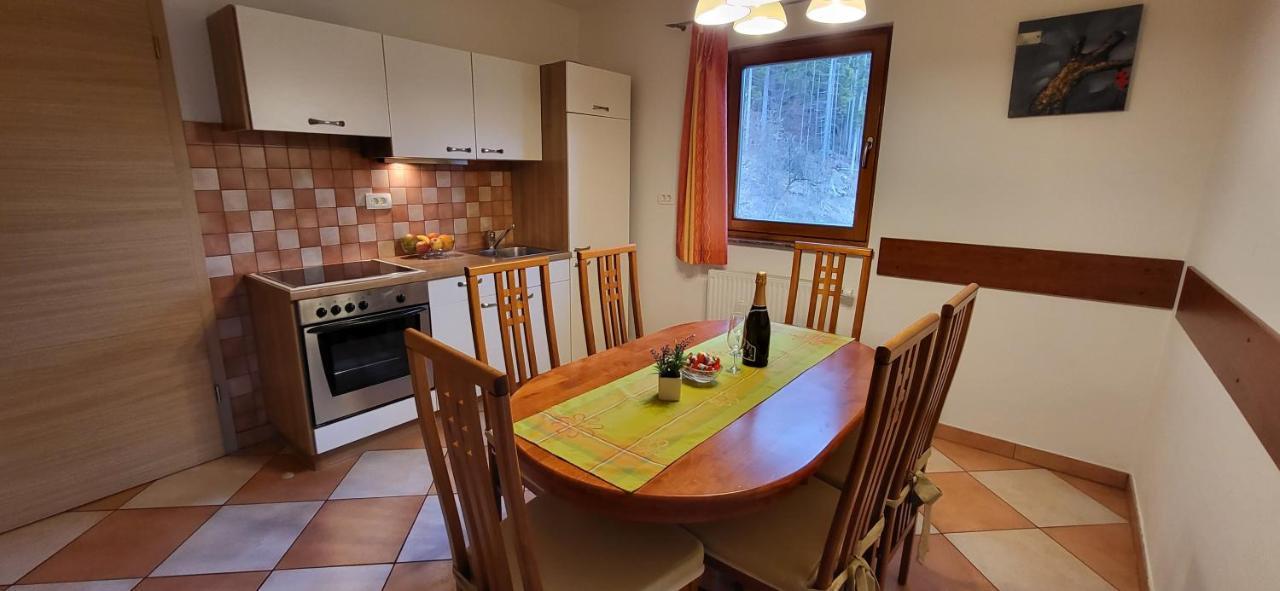 Apartments Oman Kranjska Gora Bagian luar foto